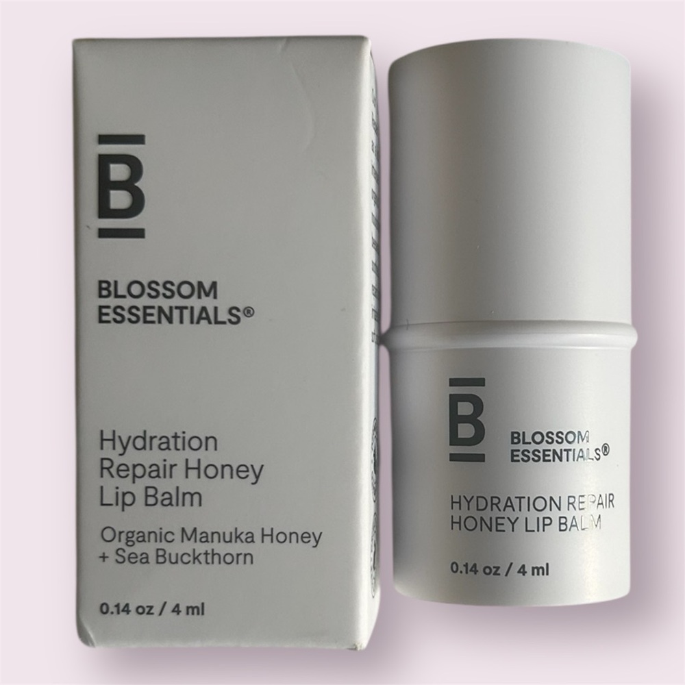 Blossom Essentials Hydration Repair Honey Lip Balm Manuka Honey New in Box 3/$15